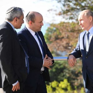 Israeli PM departs for Sochi to meet Putin