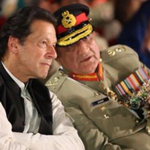 Pakistan Army Chief visits ISI headquarters amid tussle with Imran Khan government