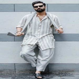 Vicky Kaushal Redefines Ethnic Style Goal In Striped Cotton Kurta, Grey Pants