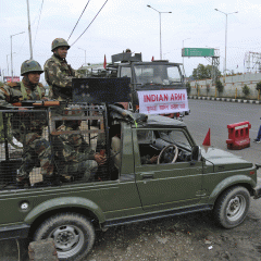 Two terrorists linked with Hizbul Mujahideen arrested in Pulwama