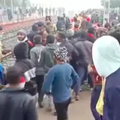 Students in Bihar protest against Railway Board's NTPC exam results, block rail tracks