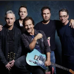 Pearl Jam Cancels Show In Vienna As Eddie Vedder Suffers Throat Damage