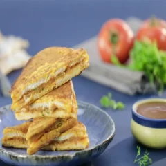 Snacks Recipe: Bread Pakora With Amchoor Chutney