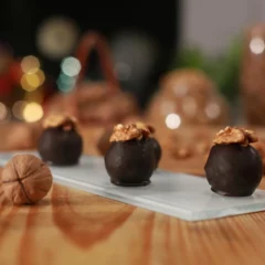 Chocolate Walnut Crunchies Recipe