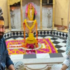 Sara Ali Khan Visits Gujarat's Nageshvara Jyotirlinga Temple With Vikrant Massey Amid 'Gaslight' Shoot