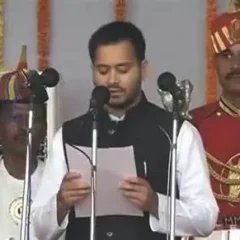 Bihar: Deputy CM Tejashwi Yadav Assures of Jobs, CM Nitish Calls Lalu Yadav before Oath